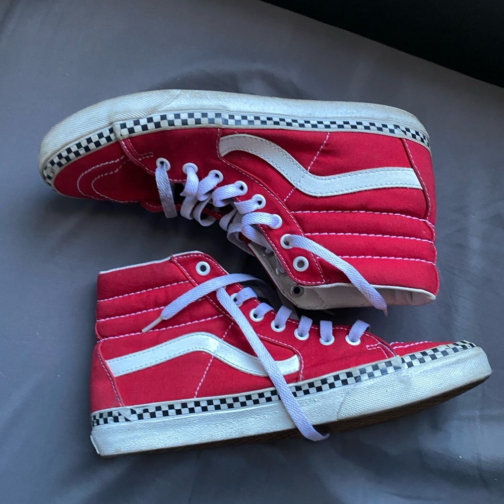 Red and white Van Sneakers checkers edition